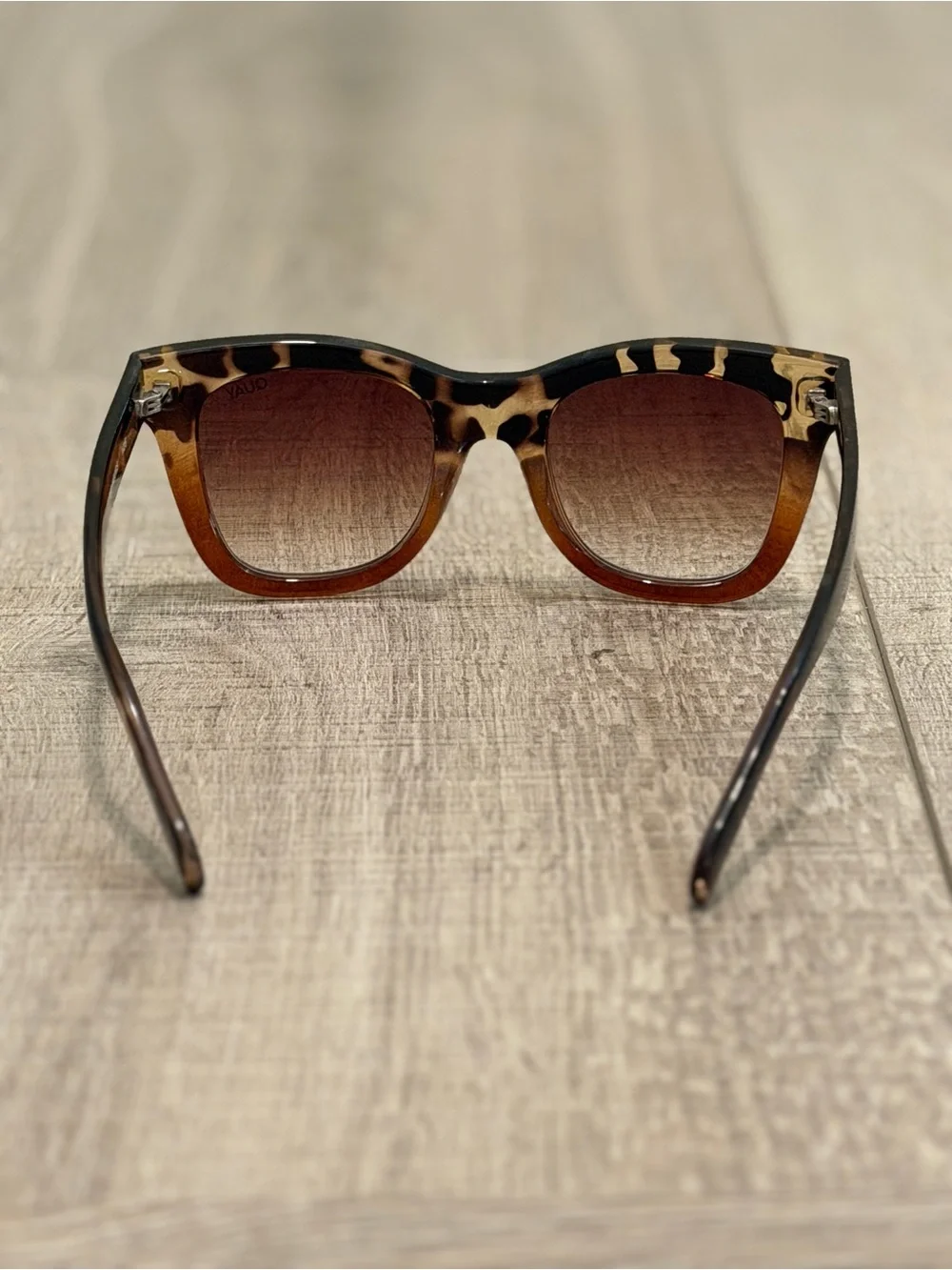 Quay Australia AFTER HOURS Sunglasses - Brown Tortoiseshell Frame